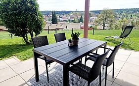 Modernes Panorama-Domizil